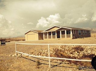 10710 S Paradise Trails Rd, Yucca, AZ 86438