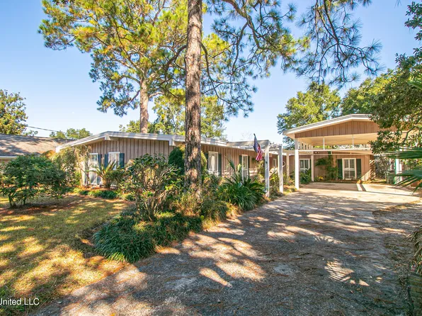 314 Eastview Dr, Biloxi, MS 39531