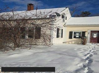 569 Rutland Rd, Newport, ME 04953