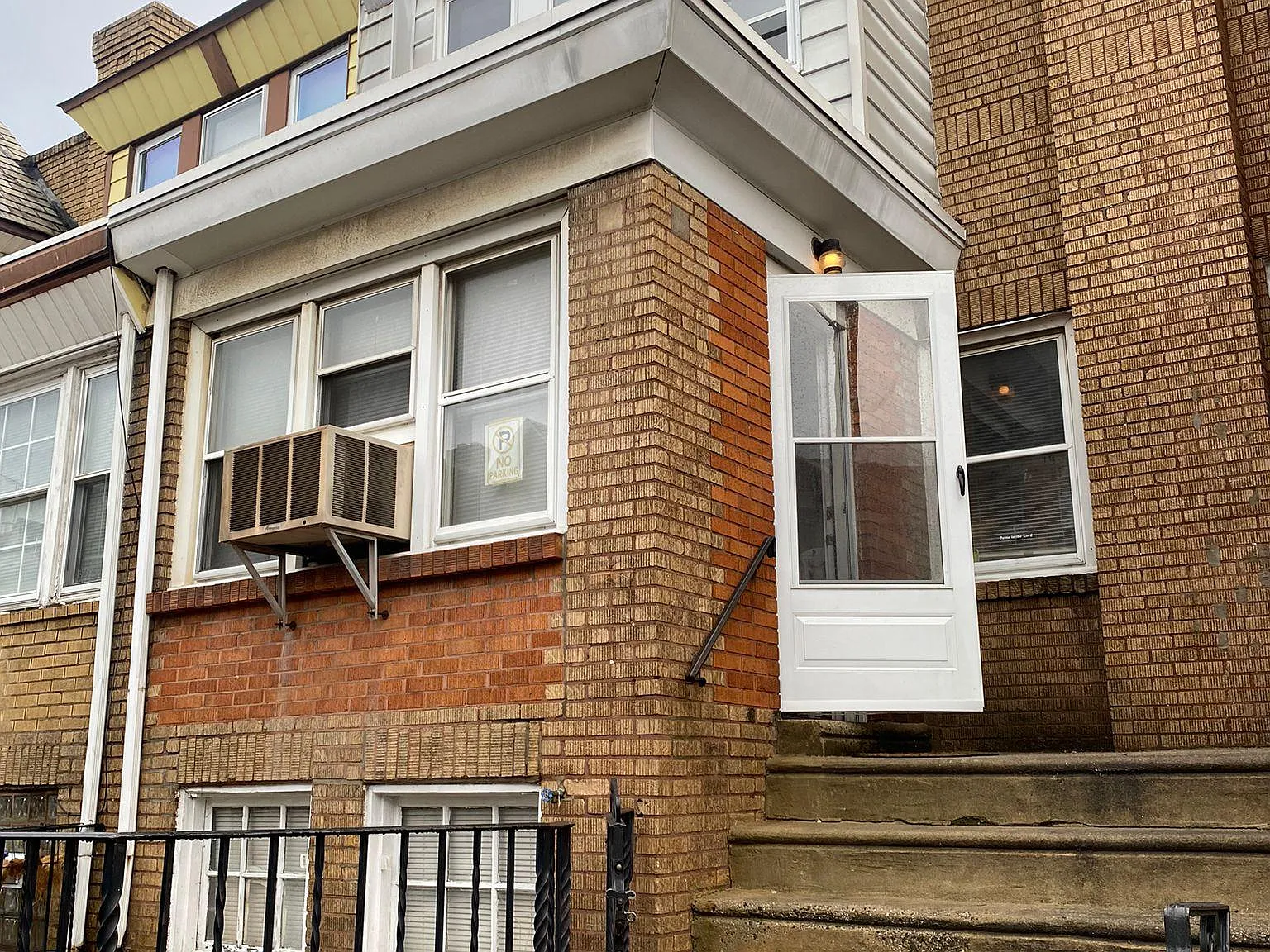 3 bed, 1260 sqft, $1,625 — Photo 2