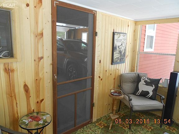 5th image of 9873 Avondale Ct