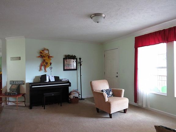 3rd image of 234 Highland Ave NW