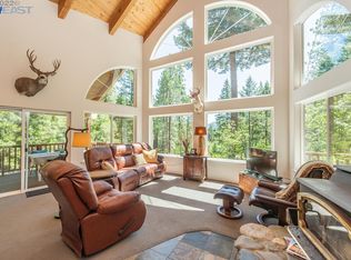 390 Mountain Aire Ln, Trinity Center, CA 96091