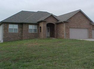 212 Wood Row Dr, Rogersville, MO 65742