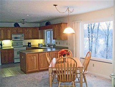 4th image of 301 Knollwood Trl