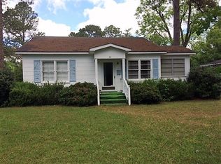 38 9th Ave SW, Cairo, GA 39828