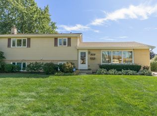 1701 W Jo Ann Ln, Addison, IL 60101