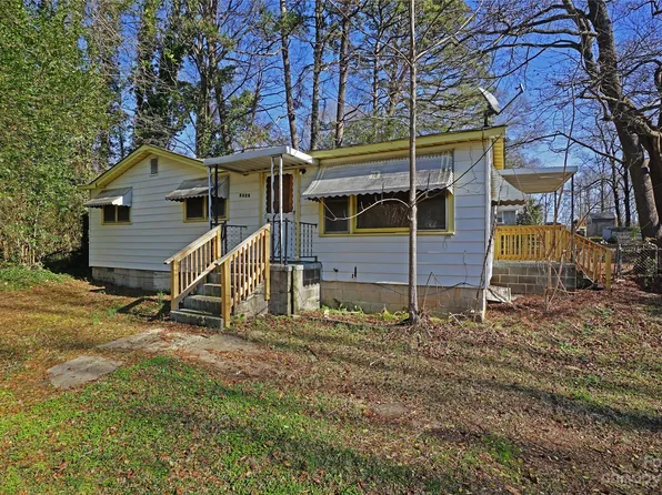 2024 Juniper Dr, Charlotte, NC 28269