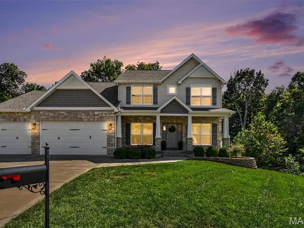 904 Old Nicholas Ct, Fenton, MO 63026