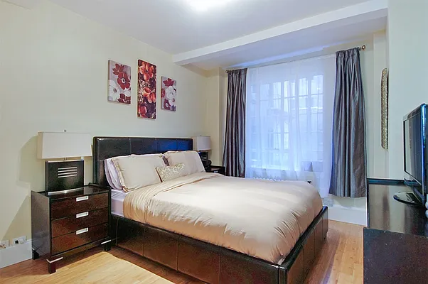 Sold by Corcoran | media 4