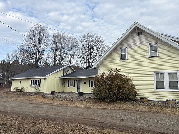 3rd image of 753 Ridge Road