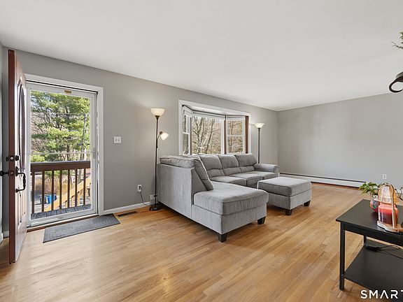 4th image of 114 Beacon Valley Road