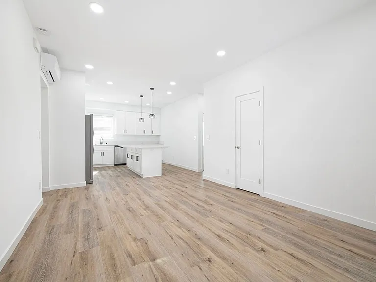 Olive Drive — Photo 3
