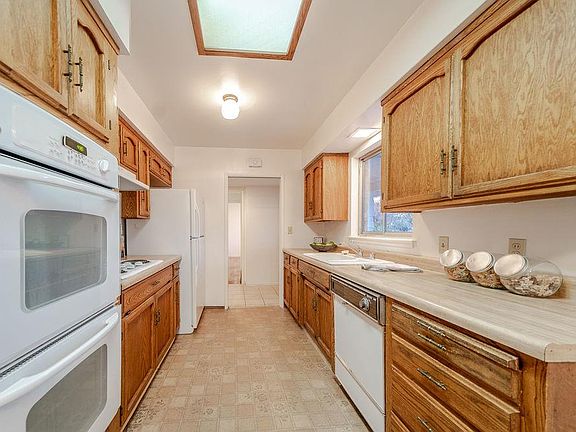 5th image of 1198 Kimberly Dr