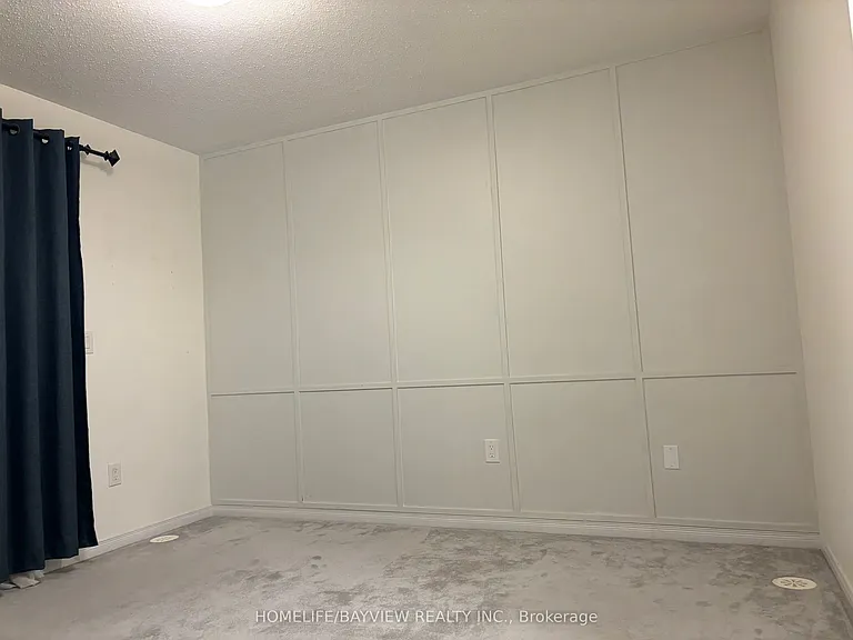 5241 Major Mackenzie Dr E — Photo 8