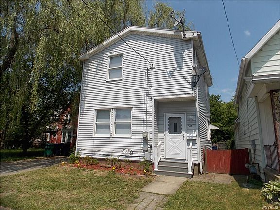 2nd image of 90 Farmer St
