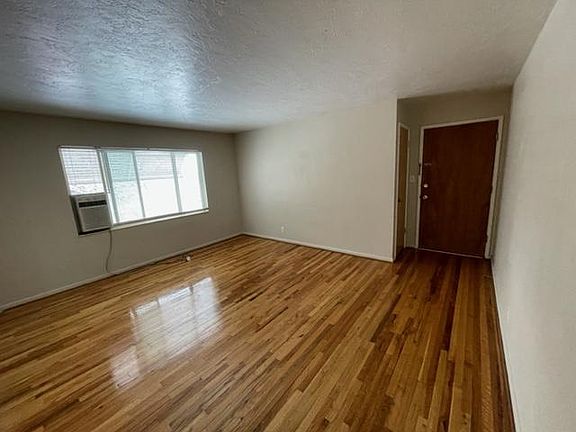 3rd image of 1057 E 2nd Ave #6