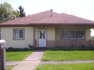 162 Owings St, Weirton, WV 26062