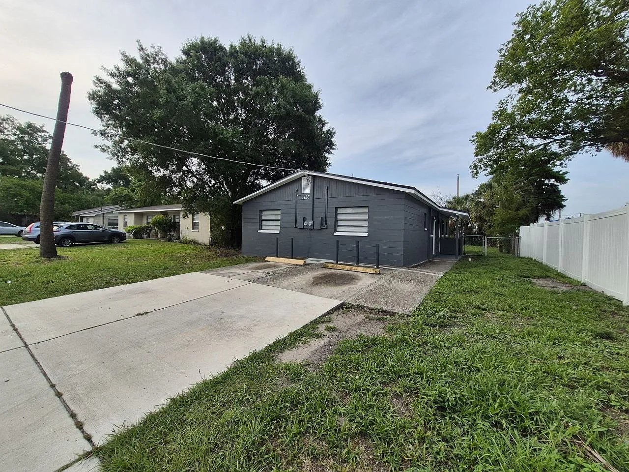 2 bed, 598 sqft, $1,450 — Photo 1