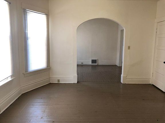 3rd image of 345 Lincoln Ave