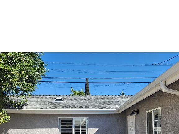 2nd image of 1141 W 64th St