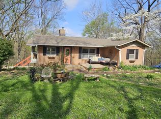 1016 Freeman Ridge Rd, Nashville, IN 47448