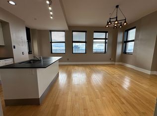 4 Beacon Way APT 1001, Jersey City, NJ 07304