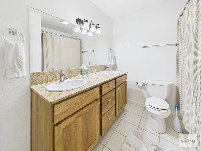 601 W San Mateo Rd #40 — Photo 21