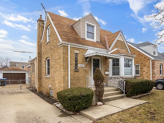 3rd image of 6042 N Oriole Ave