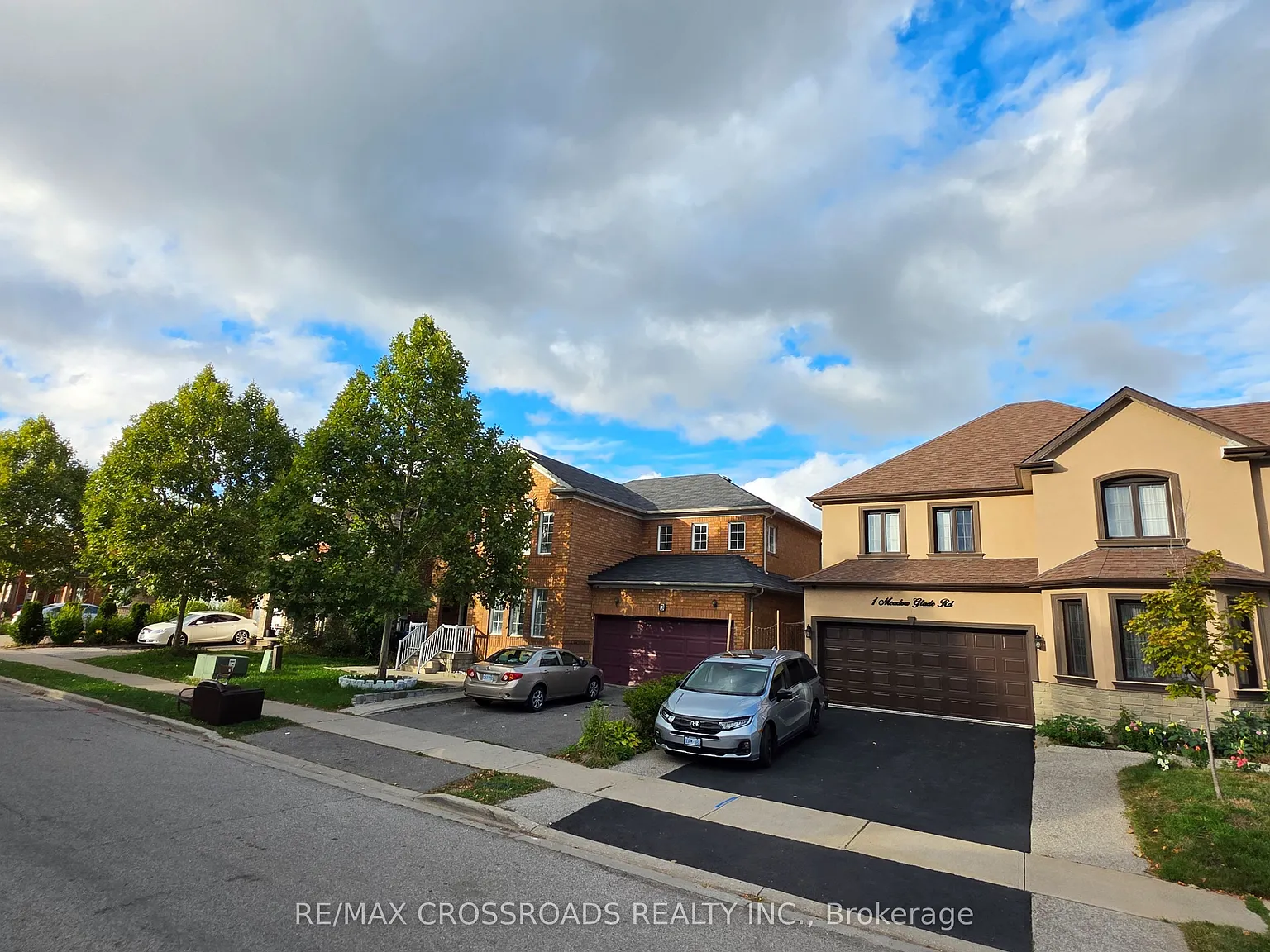 6 bed, $4,299 — Photo 4