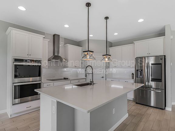4th image of 30053 Island Club Dr
