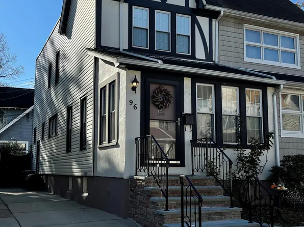 96 Delafield Pl, Staten Island, NY 10310