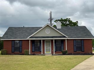 1600 Eastern Ridge Ct, Montgomery, AL 36110