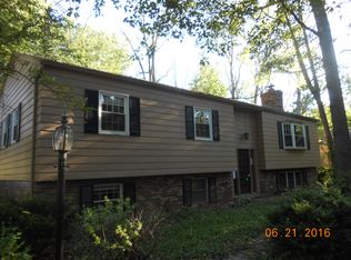 3221 Glen Hills Dr, Richmond, IN