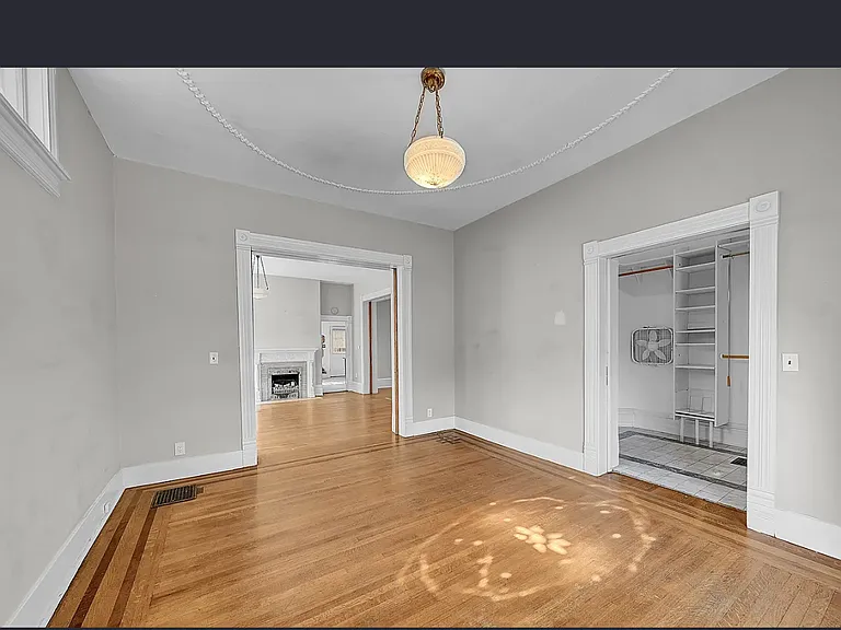 2125 E 13th Ave — Photo 34
