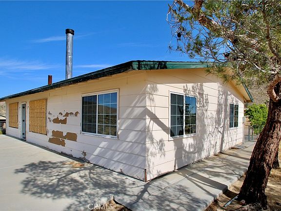3rd image of 55190 Pipes Canyon Rd