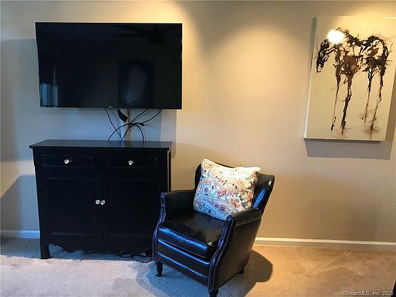 3rd image of 24 Sundance Dr #24