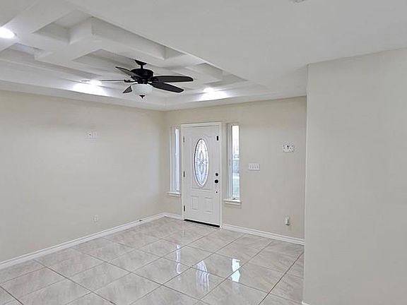 5th image of 7773 Palm Grove Dr