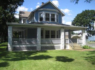 516 N Main St FLOOR 2, Hightstown, NJ 08520