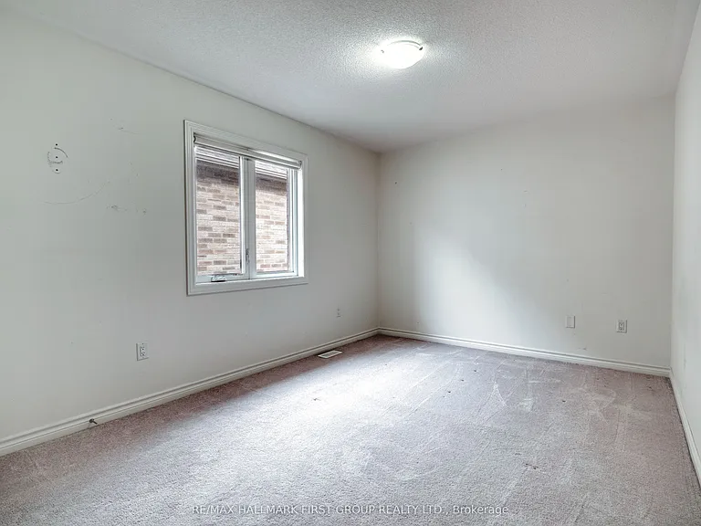 86 Maskell Cres — Photo 16