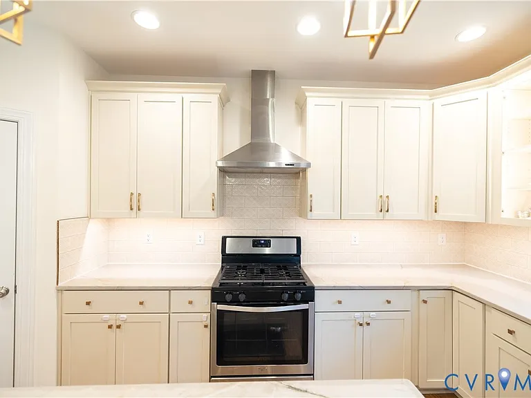 12194 Elnora Ln — Photo 13