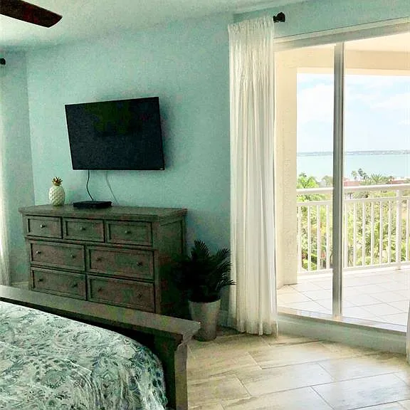 1180 Gulf Blvd #606 — Photo 16