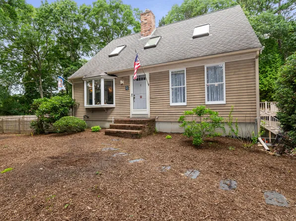 42 Whistler Lane, Yarmouth Port, MA 02675