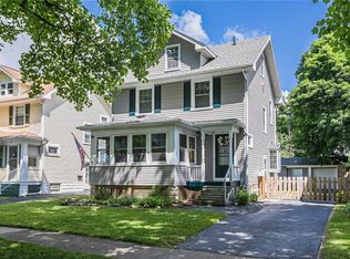 58 Colonial Rd, Rochester, NY 14609