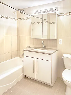 Rented by Modern Spaces | media 14