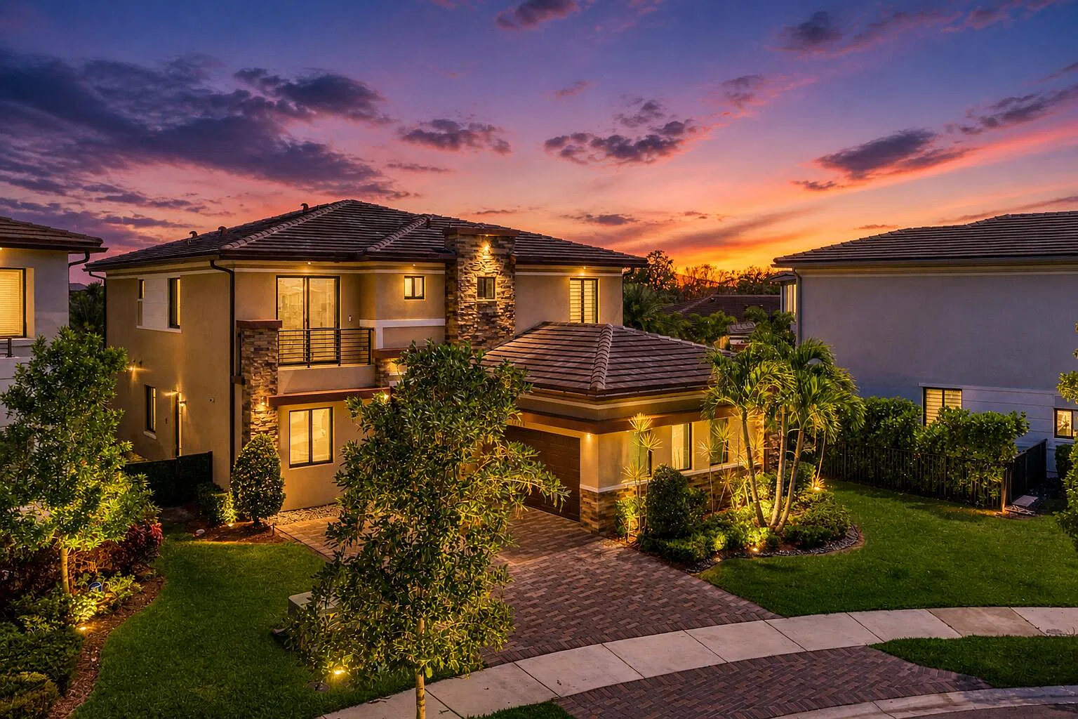 5 bed, 3.5 bath, 3384 sqft, $8,250 — Photo 1