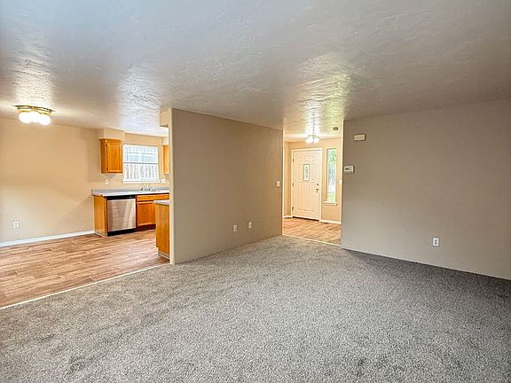 3rd image of 1582-1584 Hondeleau Ln #1582