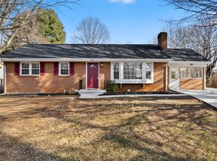 1220 Fenwick Dr, Lynchburg, VA 24502