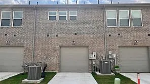 4704 Haltom Rd — Photo 9