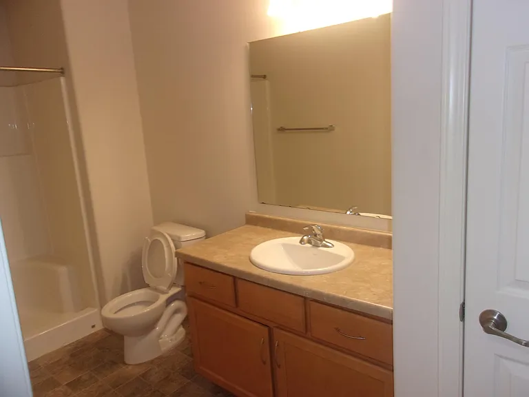 3324 8th St NE — Photo 30